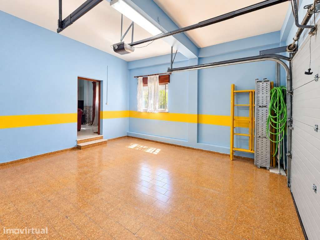 MORADIA 195 m² COM POTENCIAL PARA 2 HABITAÇÕES | PRÓXIMA DAS PRAIAS...-58