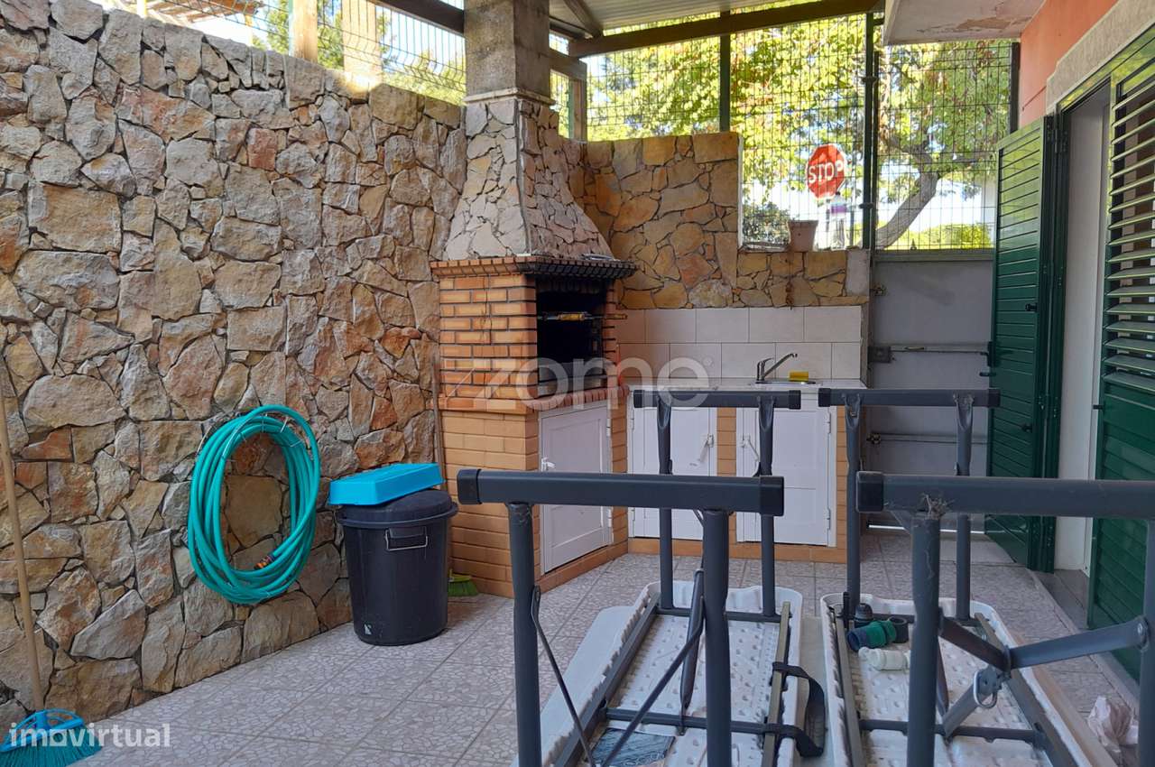 Moradia em banda com 5 quartos - Grande imagem: 5/30