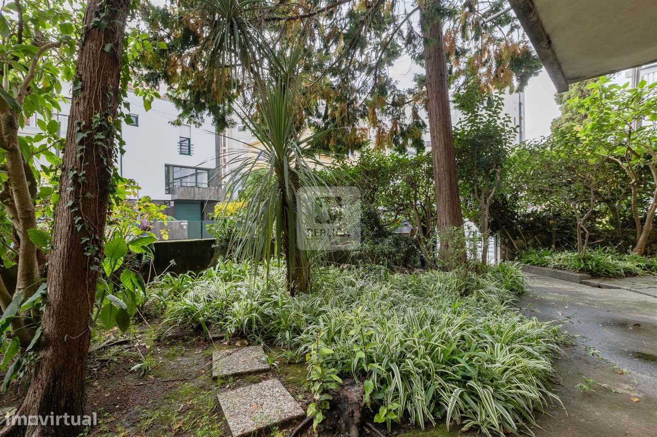 Prédio para Renovação Avenida Boavista | Prédio Lordelo do Ouro Porto - Grande imagem: 3/26