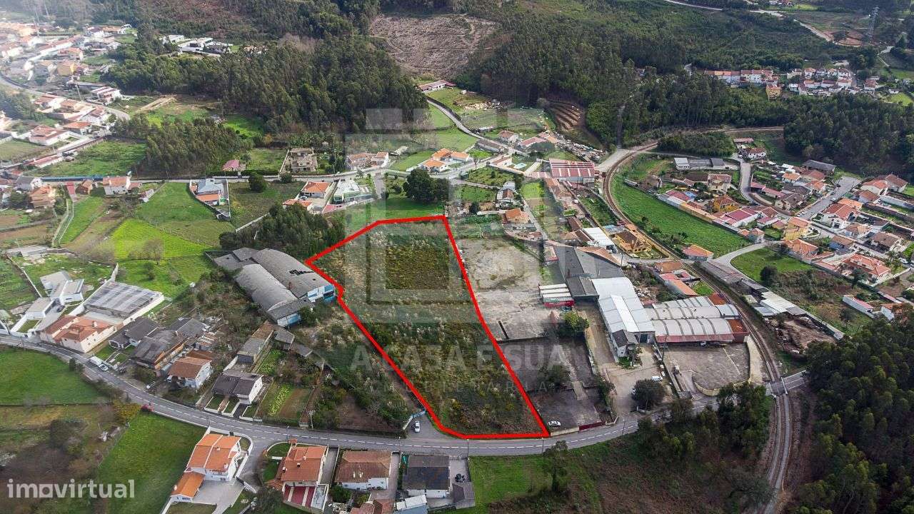 Terreno com perto de 11.000m2 em São João de Ver - Grande imagem: 2/15