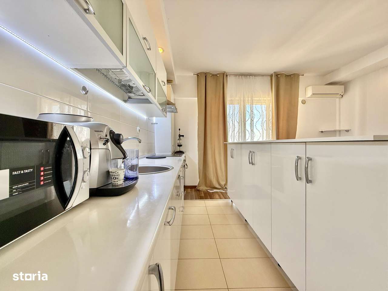 COSMOPOLIS - Apartament 3 camere, vedere panoramica spre lac - Imagine principală: 4/11