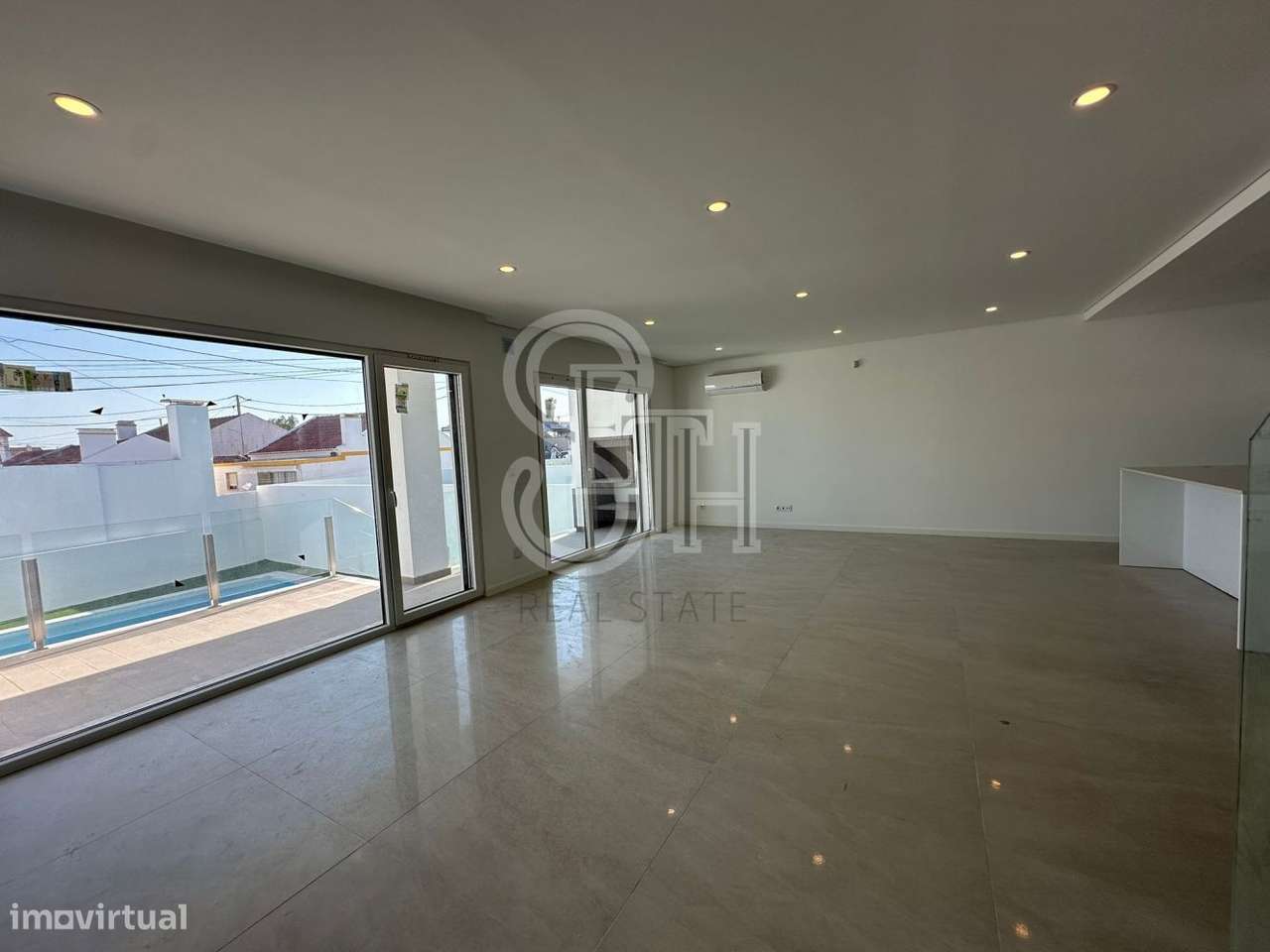 MORADIA V3+1 CENTRO DA CIDADE-5