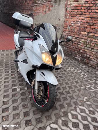 Honda VFR - 7