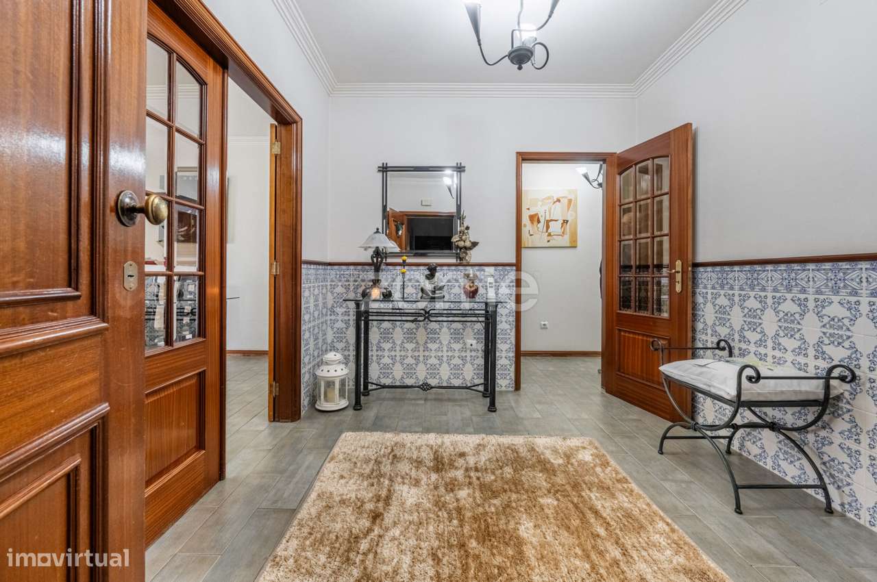 Apartamento T3 na Vila de Cucujães, Oliveira de Azeméis - Grande imagem: 2/24