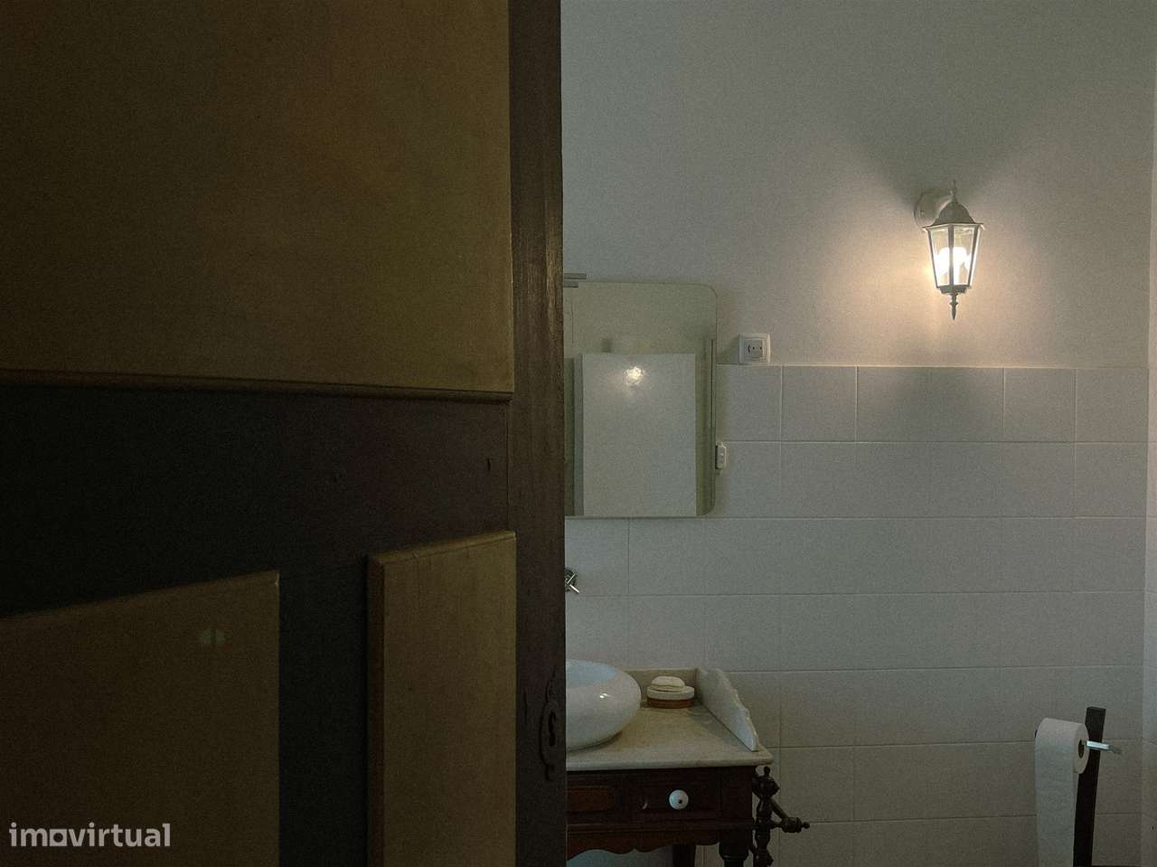 Quinta com Casa senhorial brasonada do Século XVIII na região do Douro-53