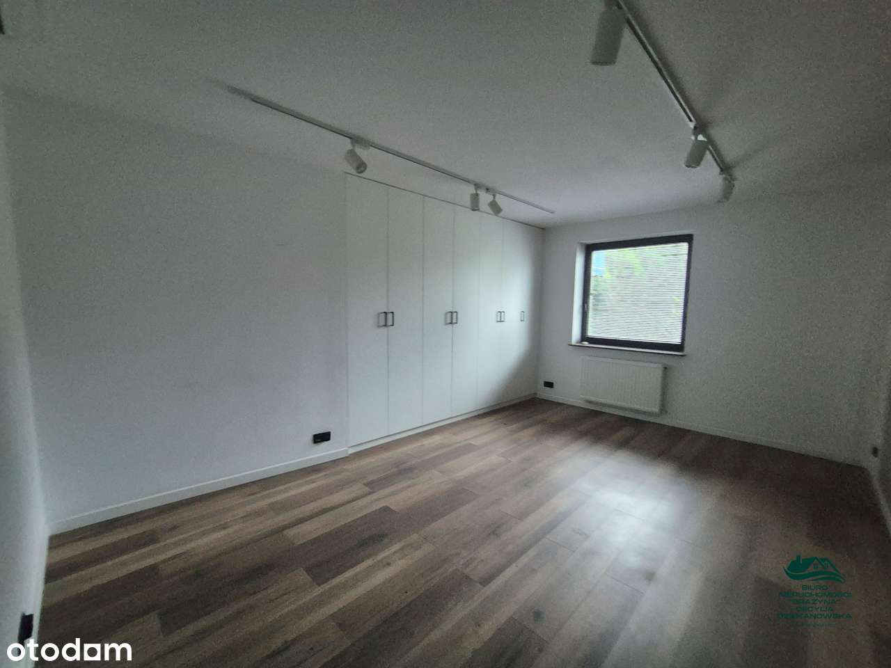 Dom 3kondygnacyjny centrum Aleksandrowa Kujawskiego z działką-7