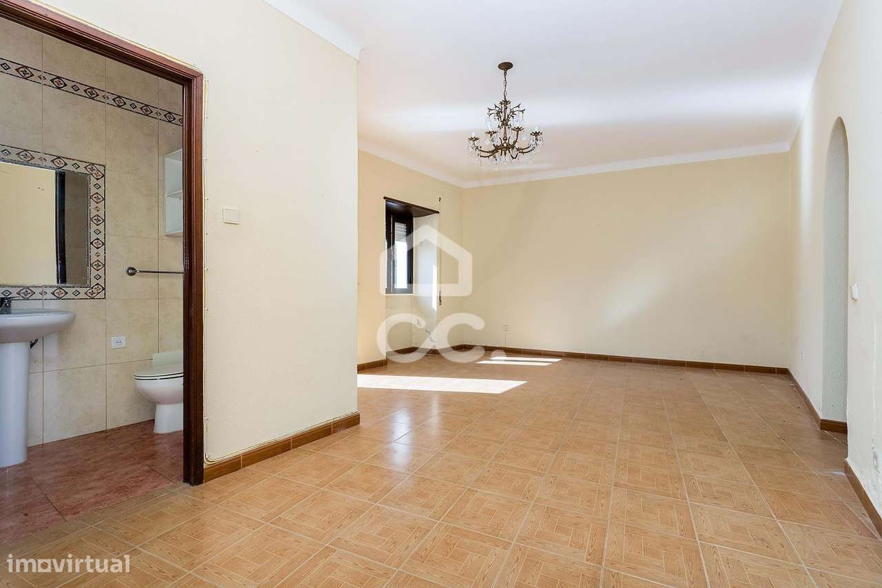 Moradia T2 de Rés do Chão c/ Terreno de 347 m² | S. Miguel de Machede, - Grande imagem: 5/42