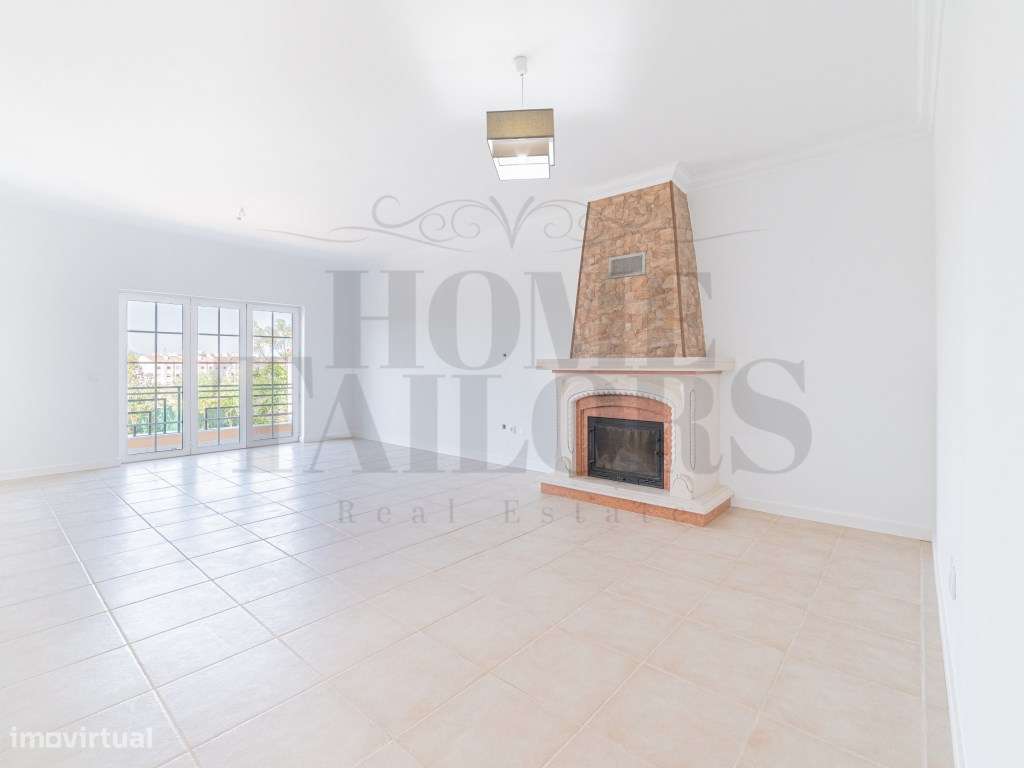 Moradia T4 com piscina-3