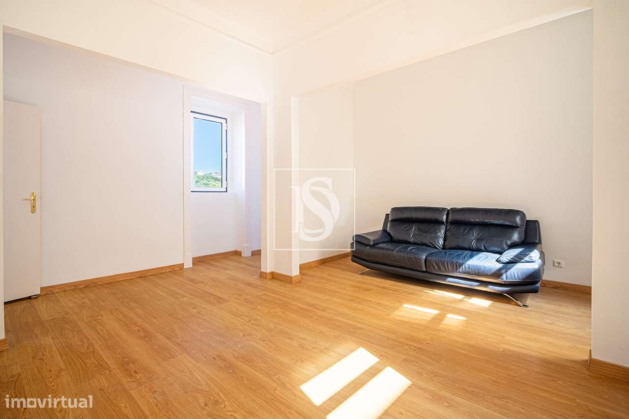 Apartamento T3 Venda em Oeiras e São Julião da Barra, Paço de Arcos e-17