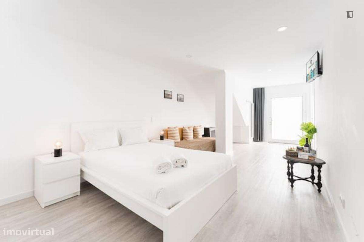 Estúdio - localizado em Cedofeita Porto - Grande imagem: 5/10