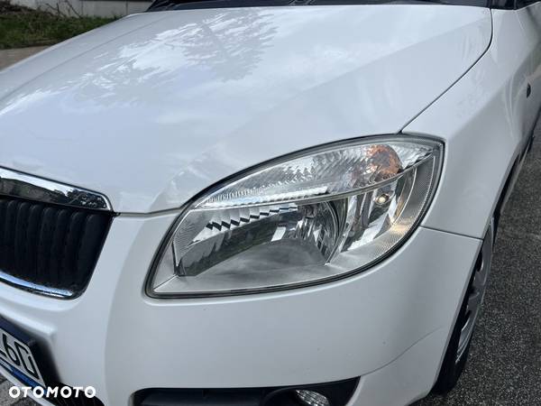 Skoda Fabia 1.2 HTP Ambition - 3