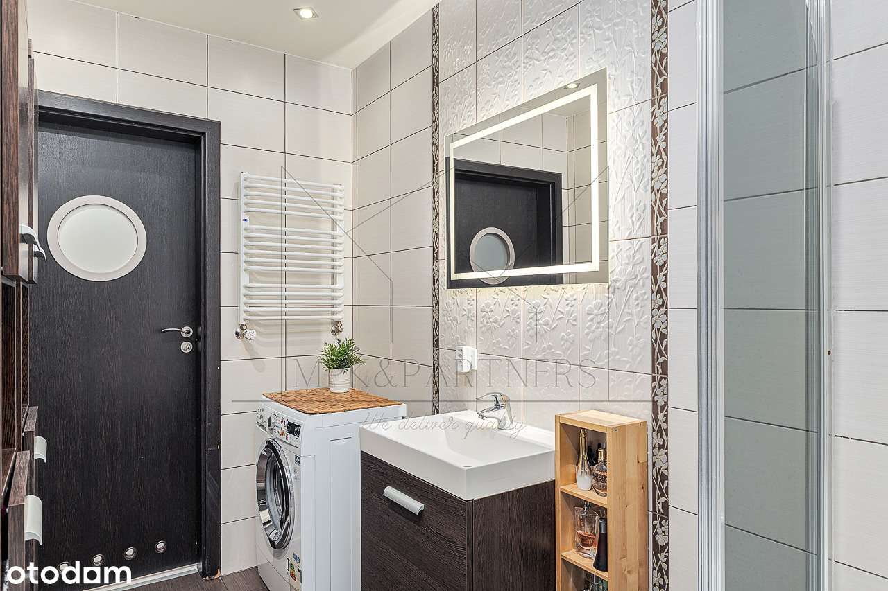 Przestronny, 3 pokojowy, dwustronny apartament na zamkniętym osiedlu!-15