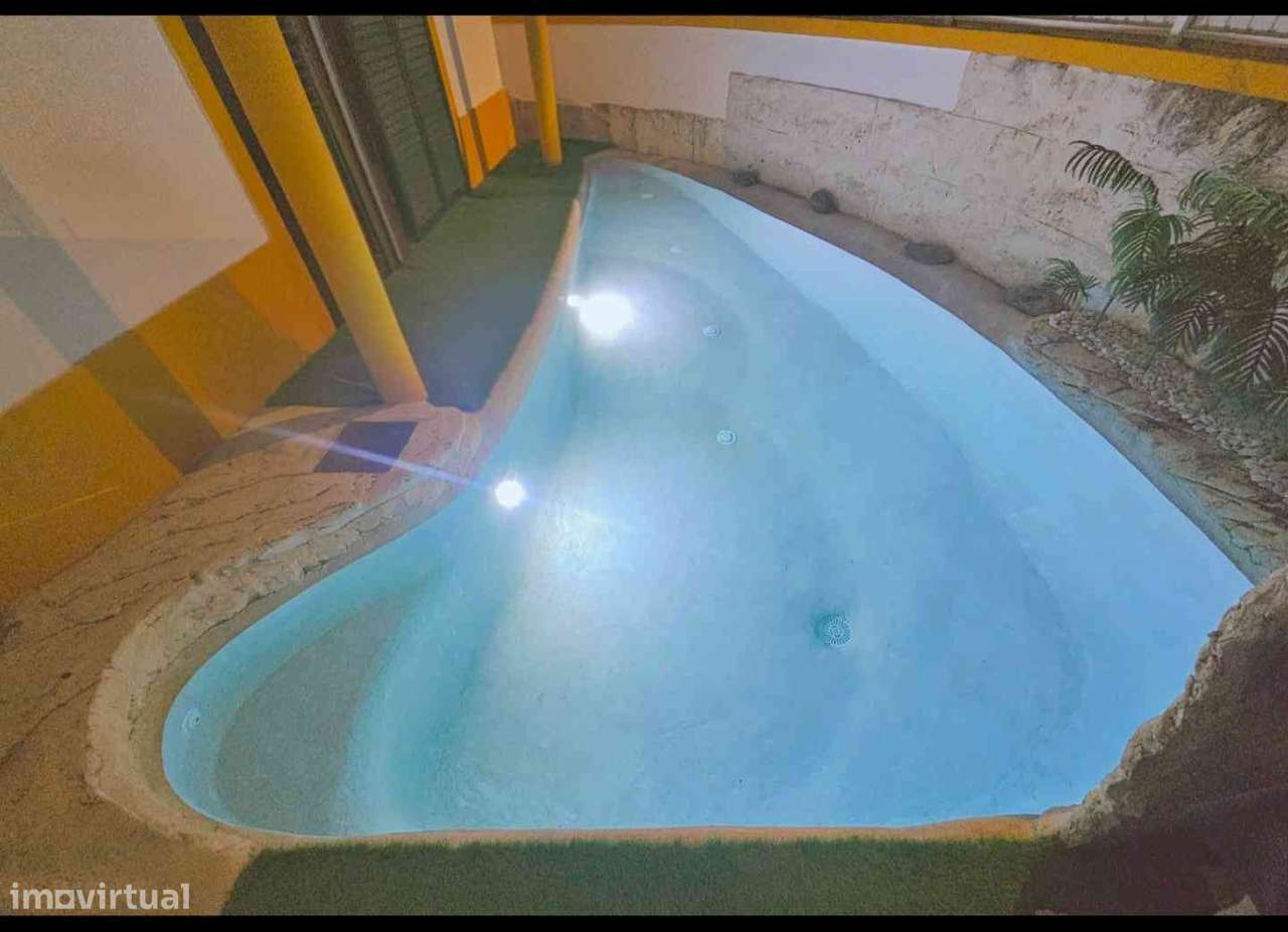 Moradia T4 com Piscina, Garagem e Churrasqueira - Grande imagem: 5/38