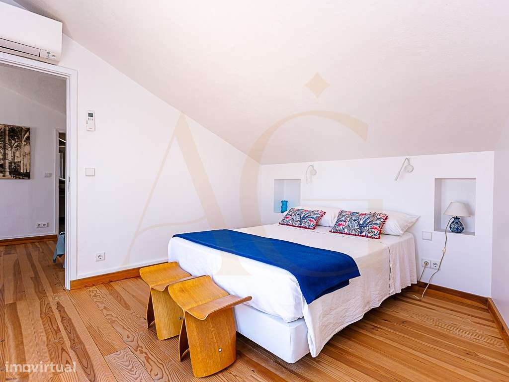 Moradia com Garagem, Piscina, Jardim e amplos Terraços, para venda ...-32