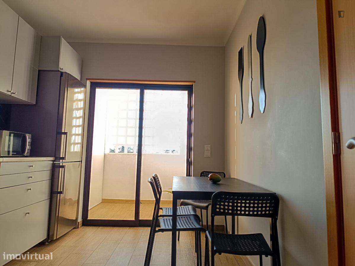 Quarto - localizado em Portimao - Grande imagem: 4/15