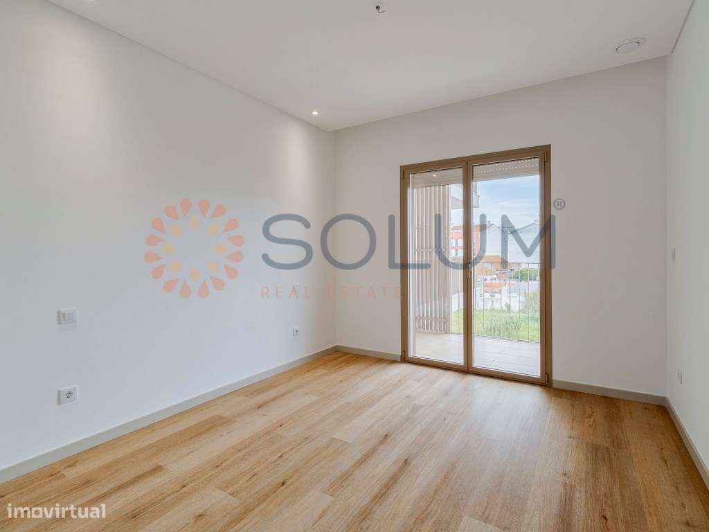 Apartamento Duplex T4 novo com grande Terraço - Montijo-19