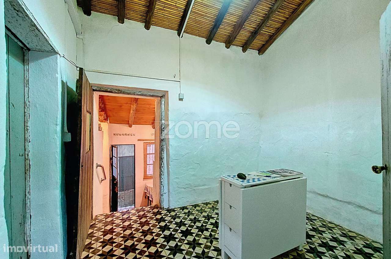 Moradia V2 no centro de São Marcos da Serra-11