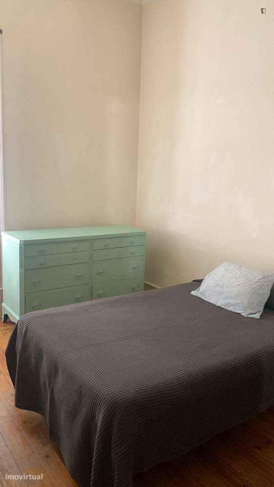 Quarto - localizado em São Bento Lisbon - Grande imagem: 3/27