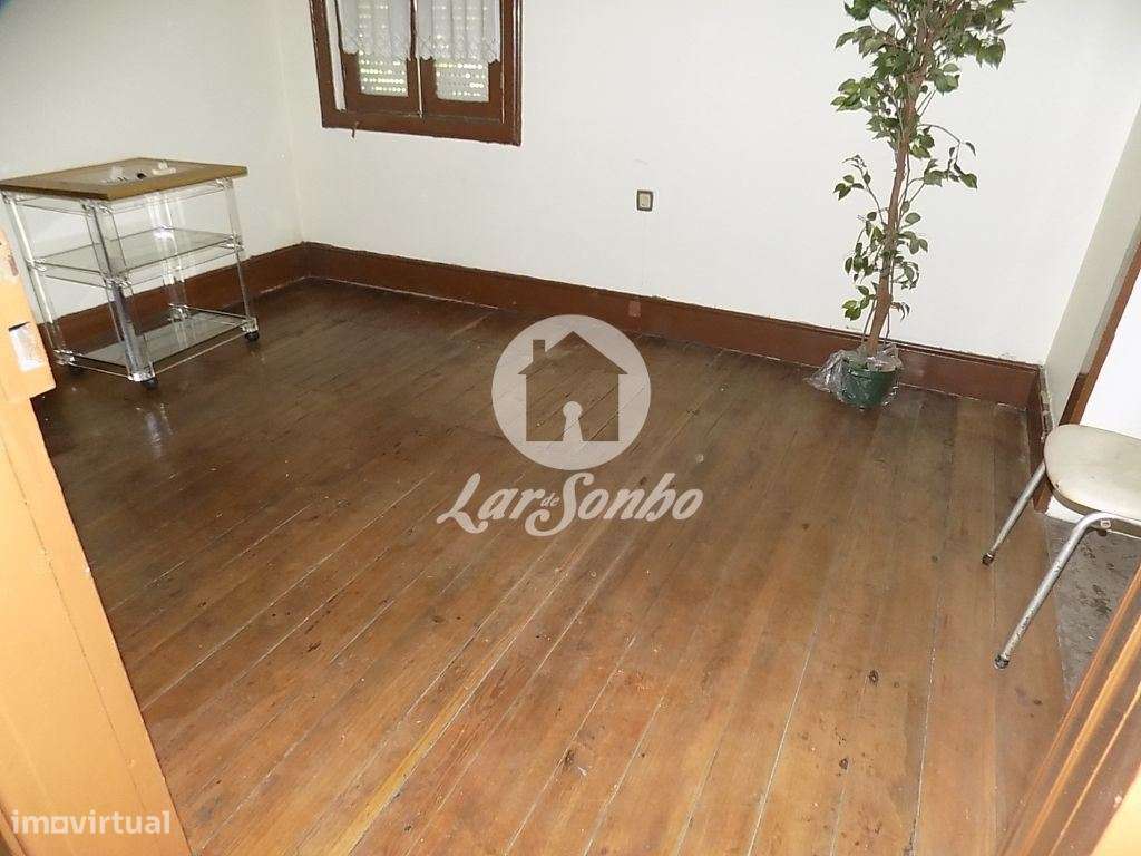 M4 individual p/restauro + GF(2carros), área total terreno 3.398m2 ... - Grande imagem: 4/22