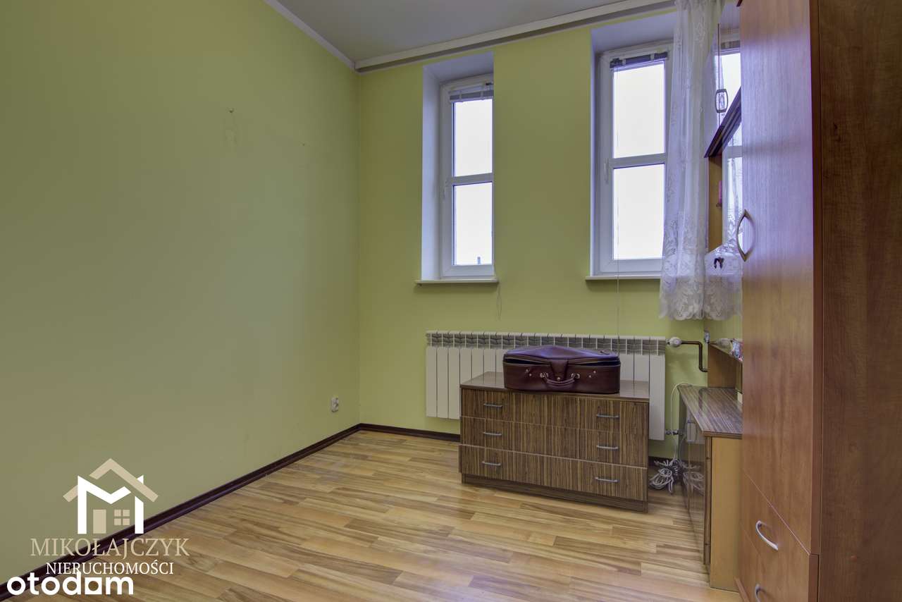 2 pokoje / Pl. Konstytucji 3 Maja / 43 m2 / 3 piętro-3