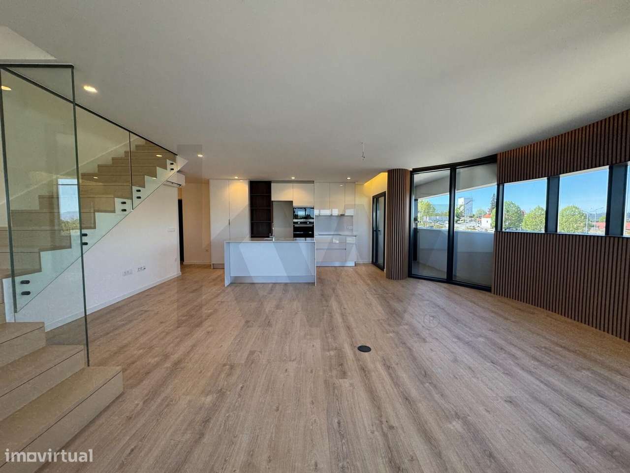 T2 DUPLEX: A Definição de Sofisticação Urbana em Viseu - Grande imagem: 4/18