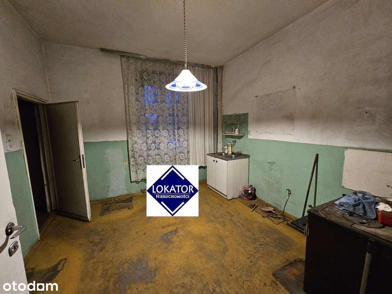 Przestronny lokal z potencjałem 77m2-0