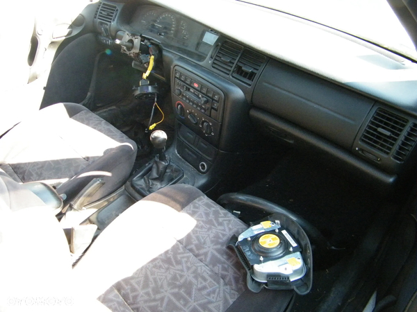 Opel Vectra B (1997r.) 2.0 DI [60KW/81KM]. Cały na części. - 4