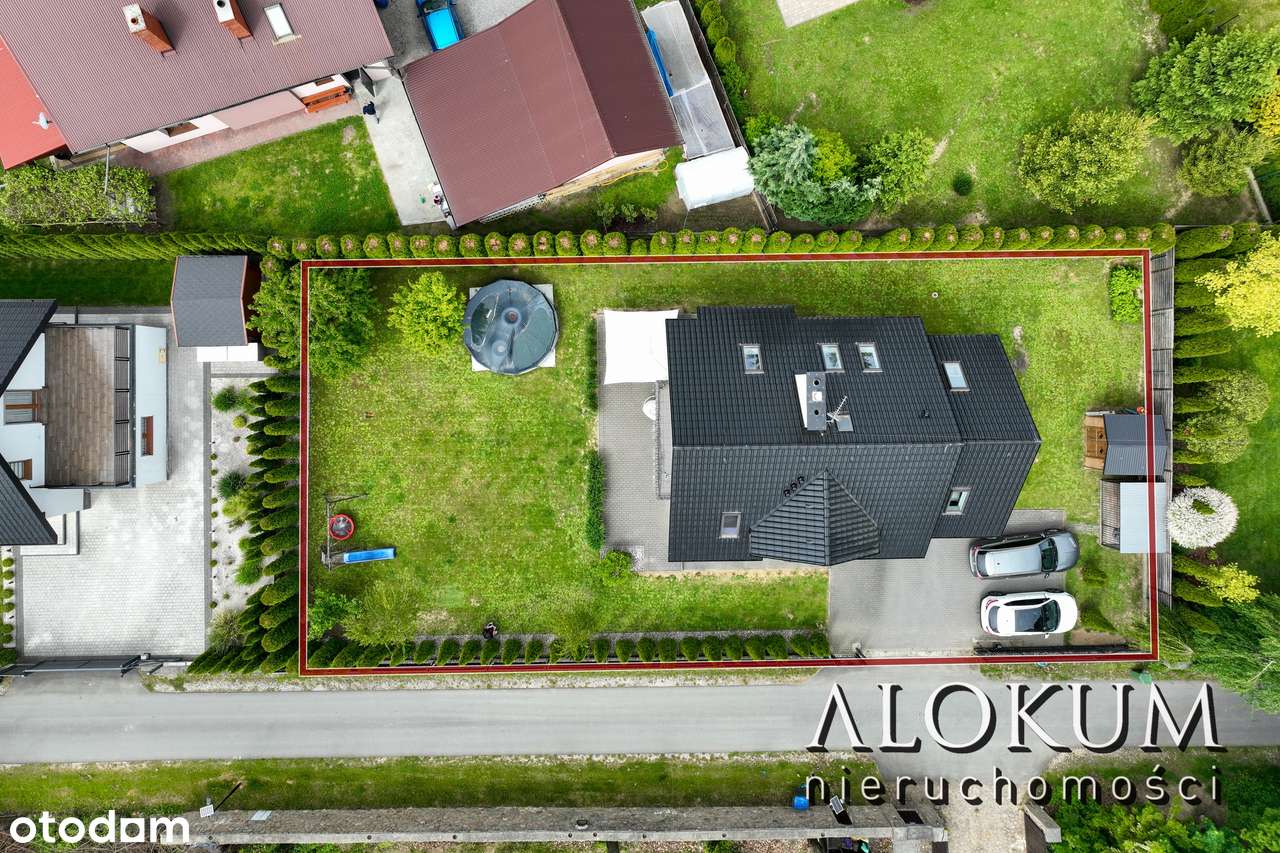 Komfortowy i jasny dom w pobliżu ścisłego centrum Gdowa.-16