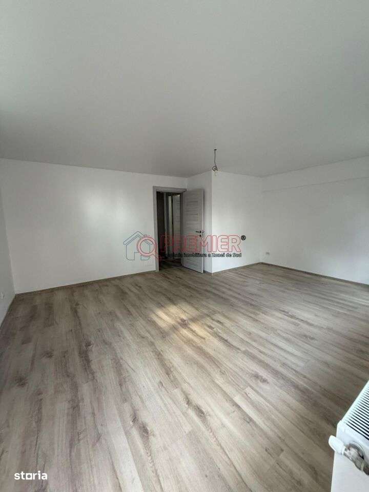 Garsoniera cu balcon - Metrou Aparatorii Patriei - Mutare imediata-2