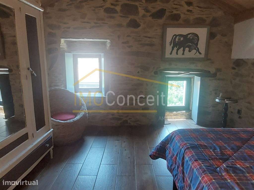 Alojamento local|| Moradia T3|| 2 pisos|| Castanheira de pera||-15