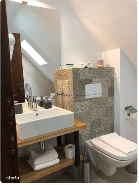 Imobil deosebit de vânzare în Centrul Vechi al Brașovului - Imagine principală: 5/5