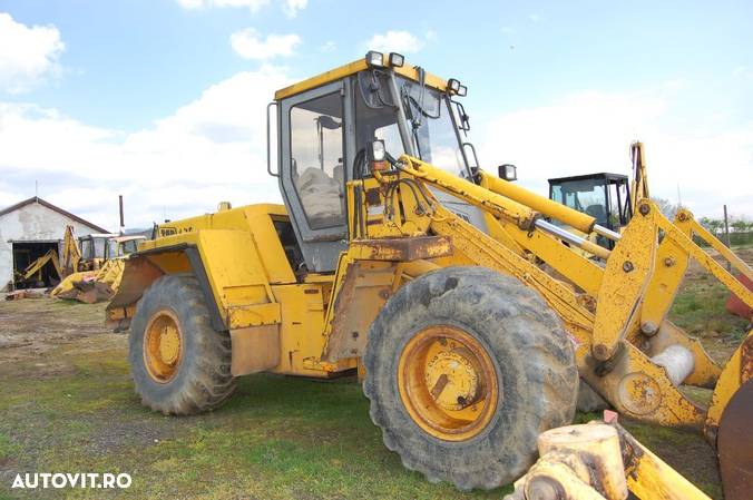 Dezmembrez JCB 435 - 1