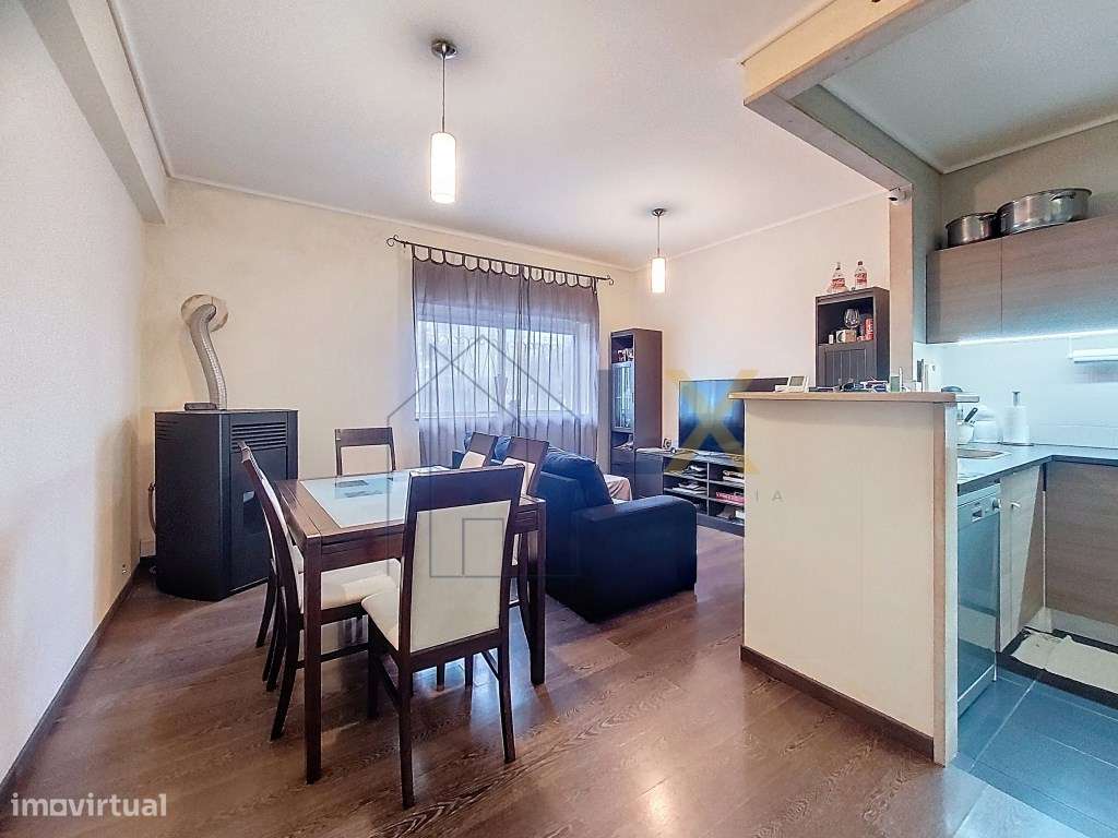 Apartamento T3 muito bem localizado a poucos minutos do centro de A... - Grande imagem: 2/26