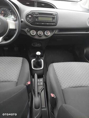 Toyota Yaris 1.0 Active - 17