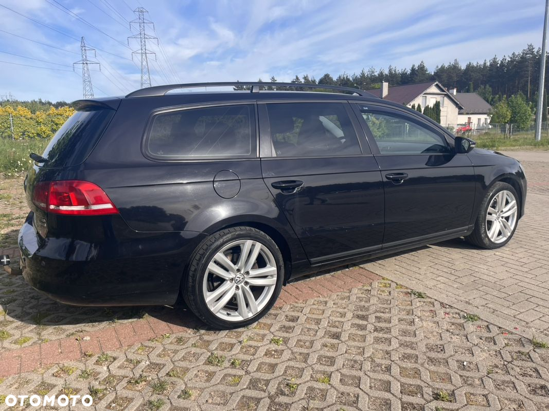 Volkswagen Passat 1.6 TDI DPF BlueMot Trendline - 4