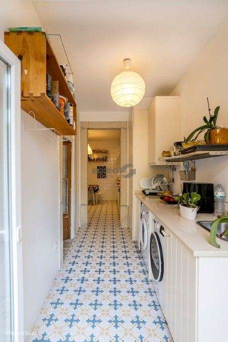 Moradia duplex na Graça com 5 Quartos e Jardim-20