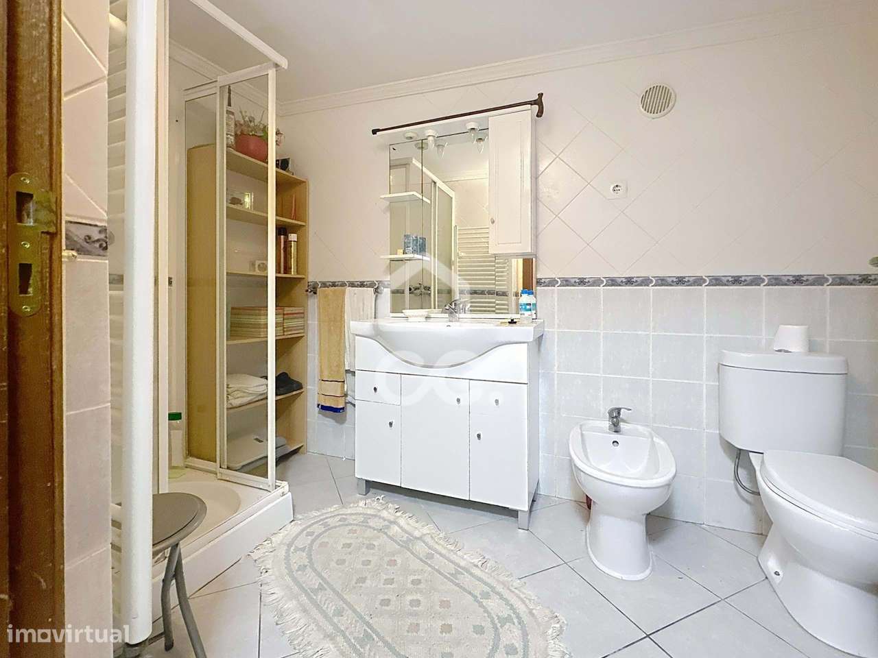 Oportunidade de Investimento: Moradia com viabilidade para 4 Unidades-5