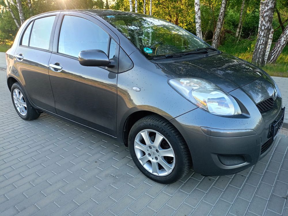 Toyota Yaris II 1.0 VVT-i Comfort 2011