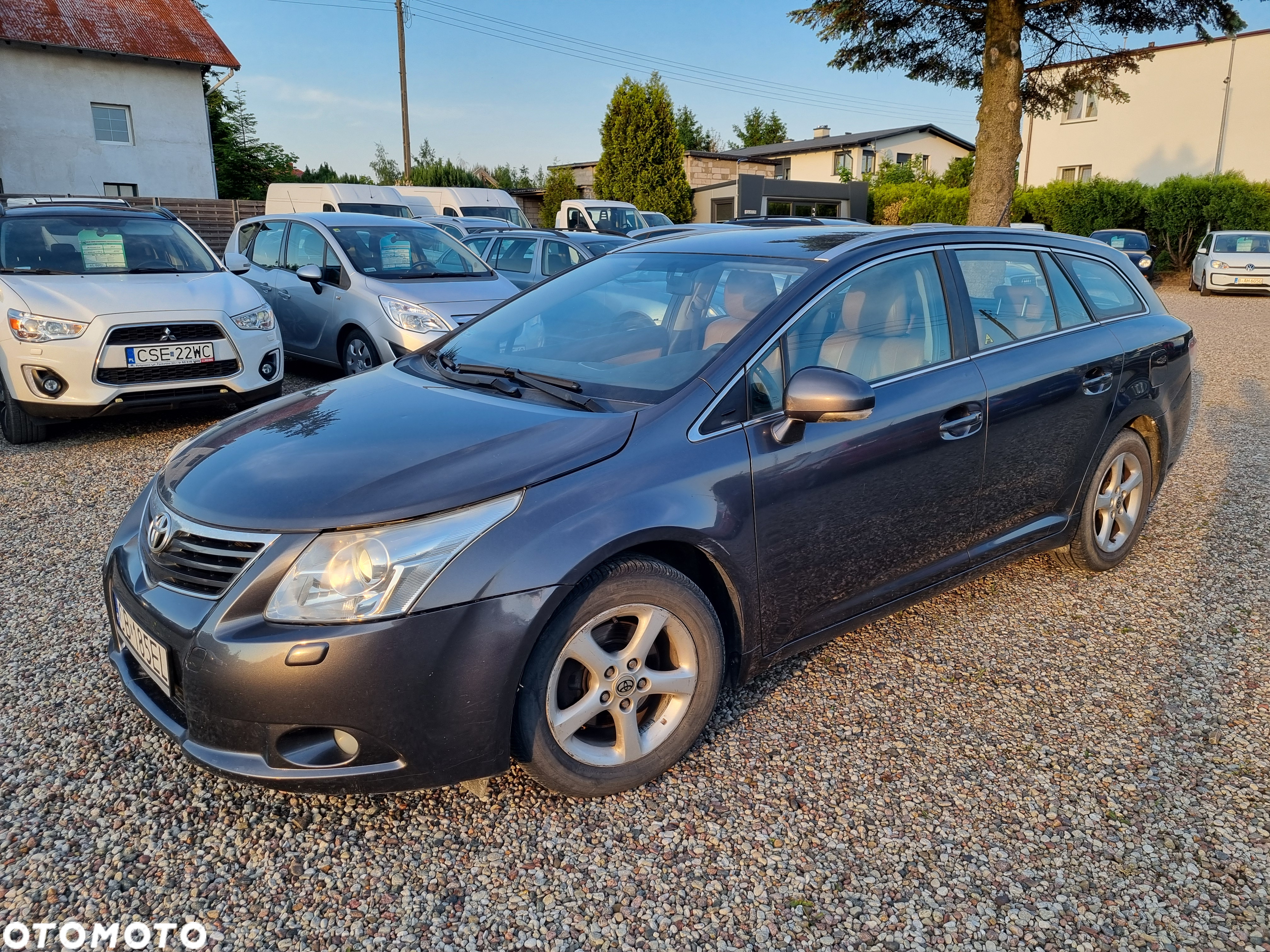 Toyota Avensis 2.0 D-4D Platinium - 3