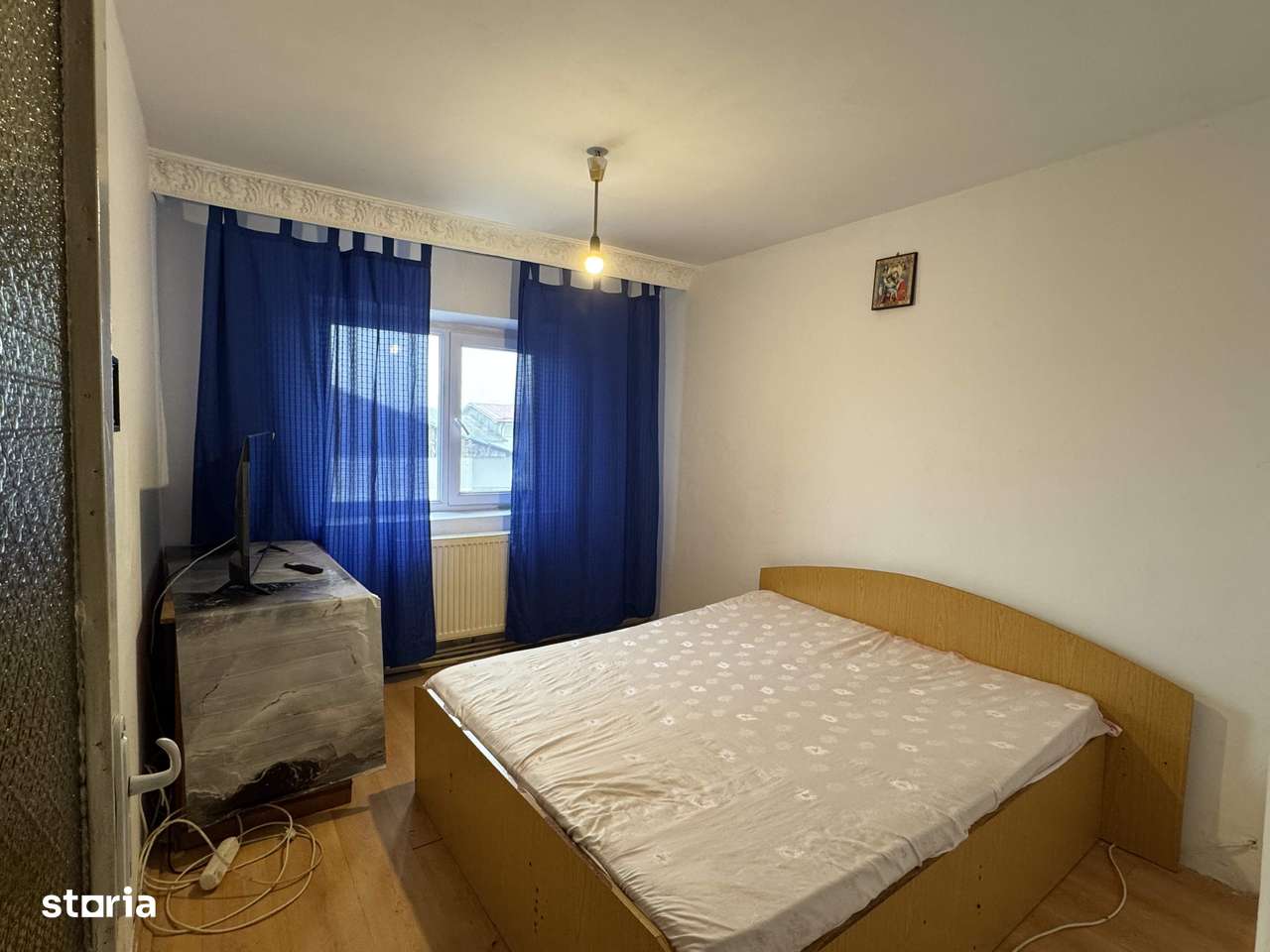 3 cam, 74 mp. decomandat, fara imbunatatiri, et.4, acoperis, Cuza Voda-1