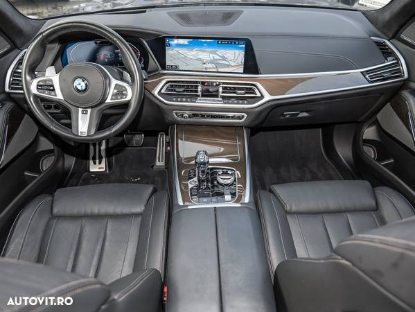 BMW X7 - 13