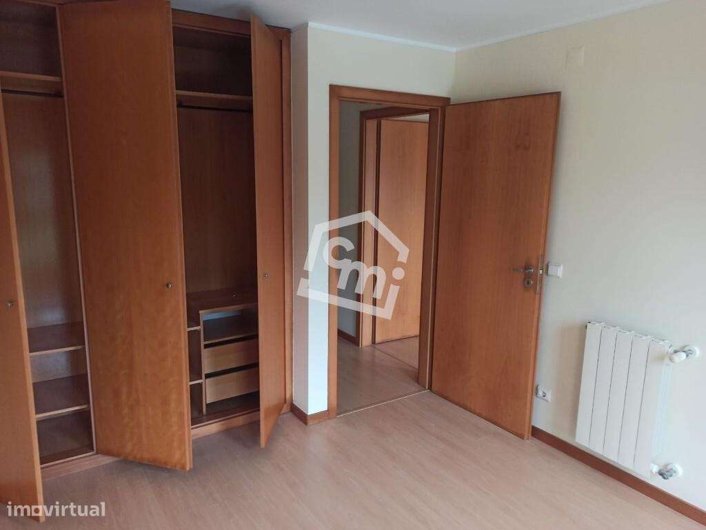 T2 com estacionamento | Rua do Aleixo – Porto - Grande imagem: 4/19