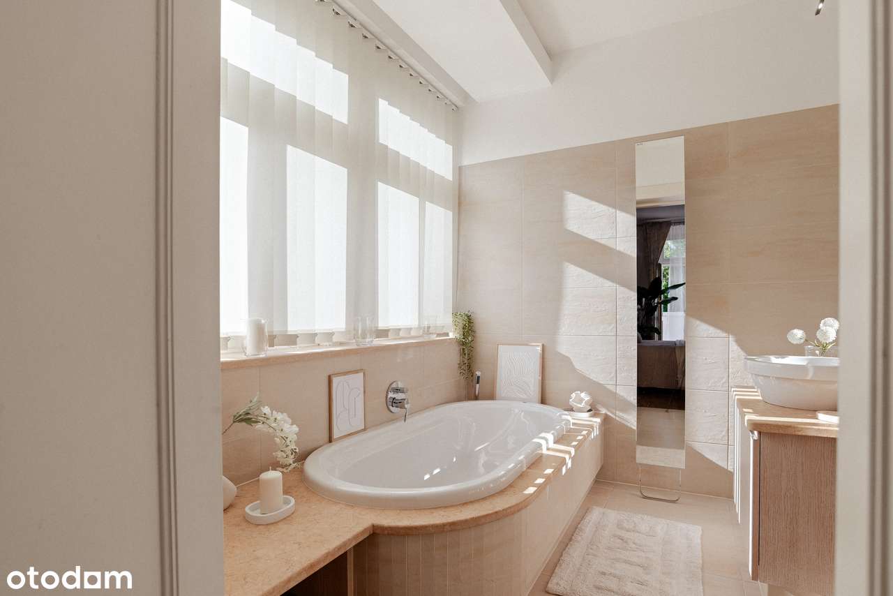 Willa z lat 30tych z osobnym mieszkaniem-11