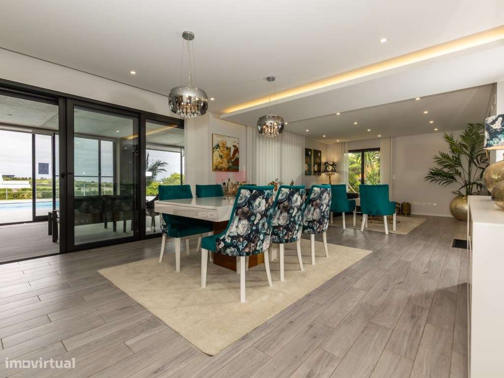 Refúgio Moderno com Vista e Design no Pico da Pedra, Ilha de São Mi... - Grande imagem: 5/60