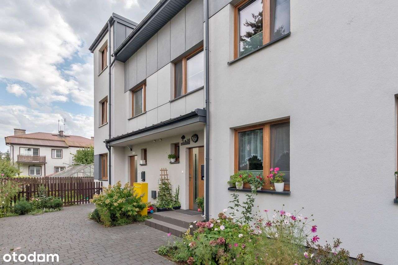 Dom w zabudowie szeregowej, do zamieszkania os.Dzi - Pełny obrazek: 1/20