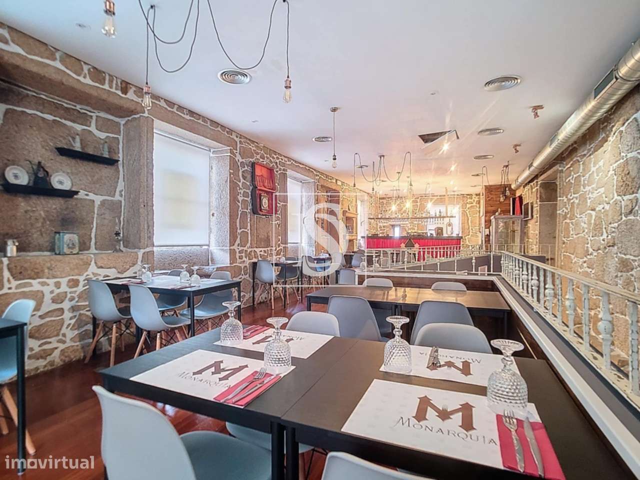 Trespasse de Restaurante no centro de Gondomar.-17