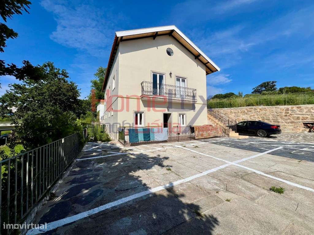 Andar moradia de Charme T2 junto ao Parque Oriental-25