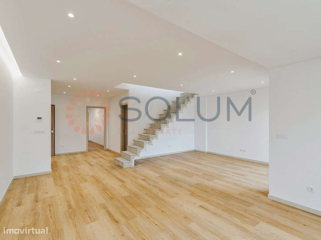 Duplex T3+1 novo com 2 Terraços - Montijo - Grande imagem: 4/34