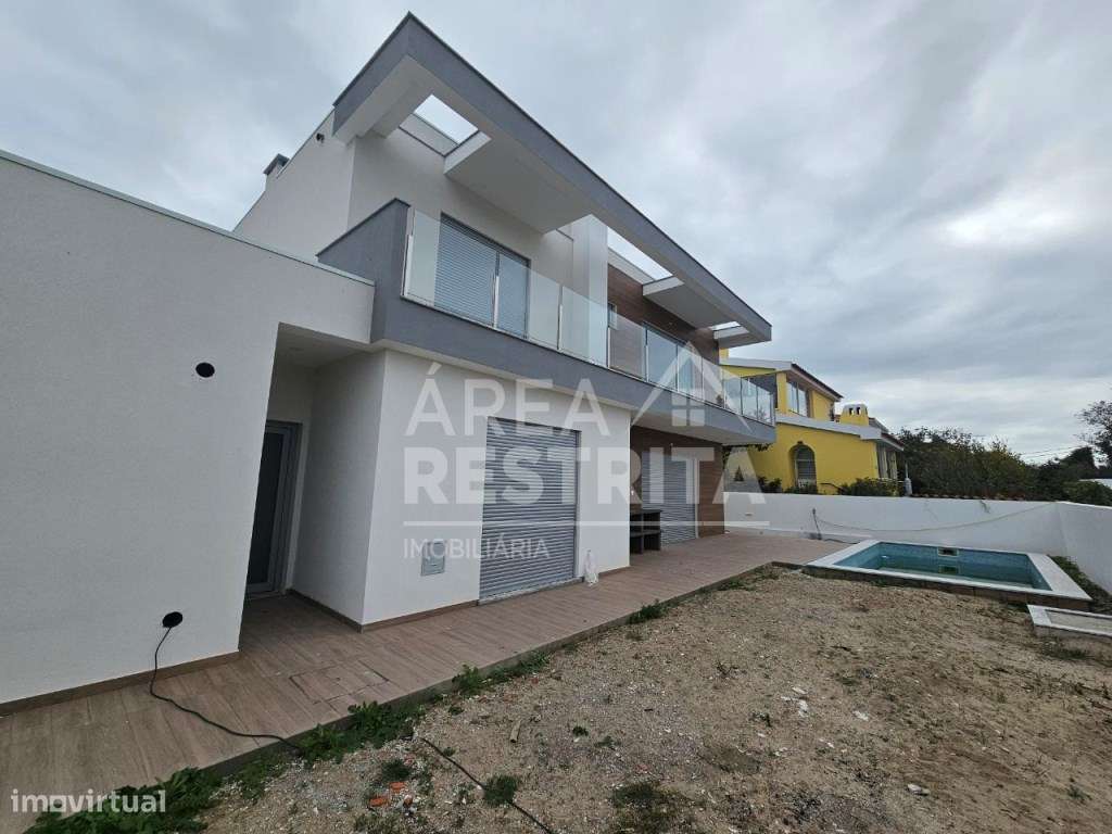 Moradia Isol.T4 c/Piscina e Garagem, Vale Choupo - Azeitão - Grande imagem: 5/42