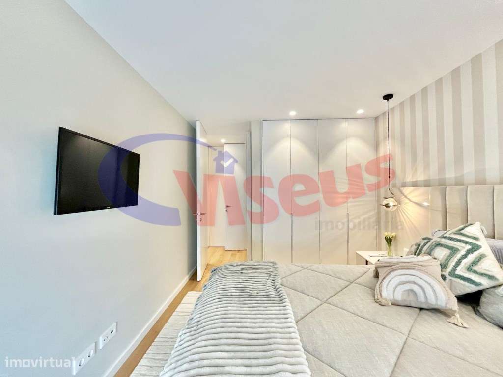 Apartamento T2 Oliveira do Douro-22